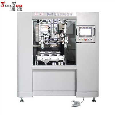 Mesin Sikat Tufting Lima Sumbu dengan Penutup